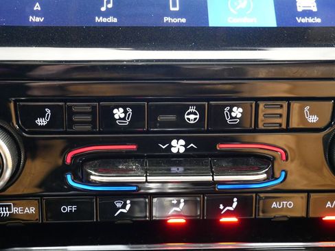 Used 2023 Jeep Grand Cherokee Summit image 48