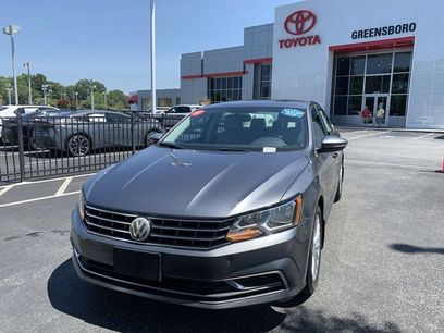 Used 2016 Volkswagen Passat 1.8T SE
