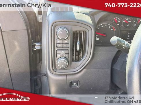 Used 2022 Chevrolet Silverado 1500 Custom image 16