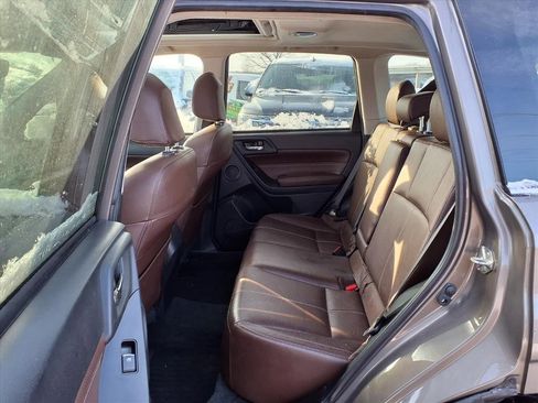 Used 2017 Subaru Forester 2.5i Touring image 10