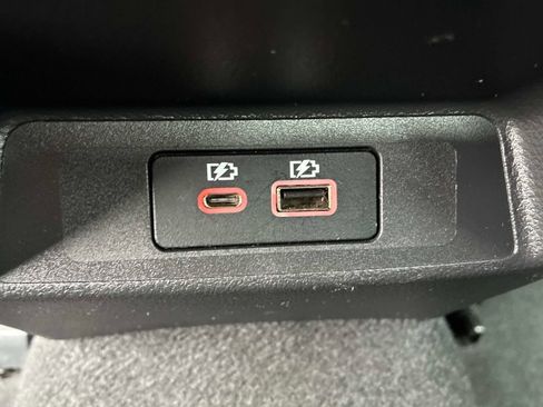 Used 2023 Nissan Altima 2.5 SV FWD image 16