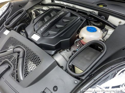 Used 2017 Porsche Macan S AWD/4WD image 33