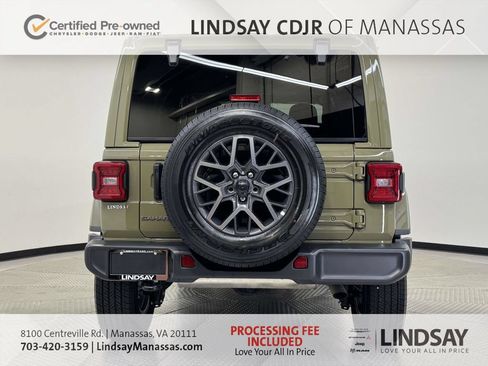 Used 2026 Jeep Wrangler Unlimited Sahara AWD/4WD image 9