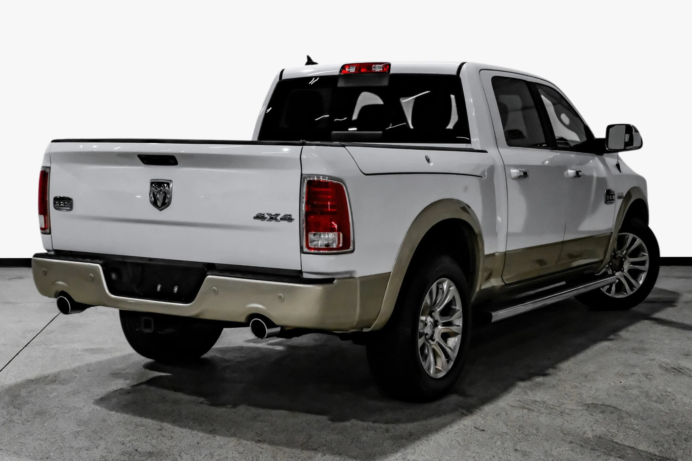 Used 2014 RAM 1500 Laramie Longhorn w/ Convenience Group AWD/4WD image 6