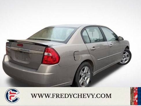 Used 2007 Chevrolet Malibu LT FWD image 32