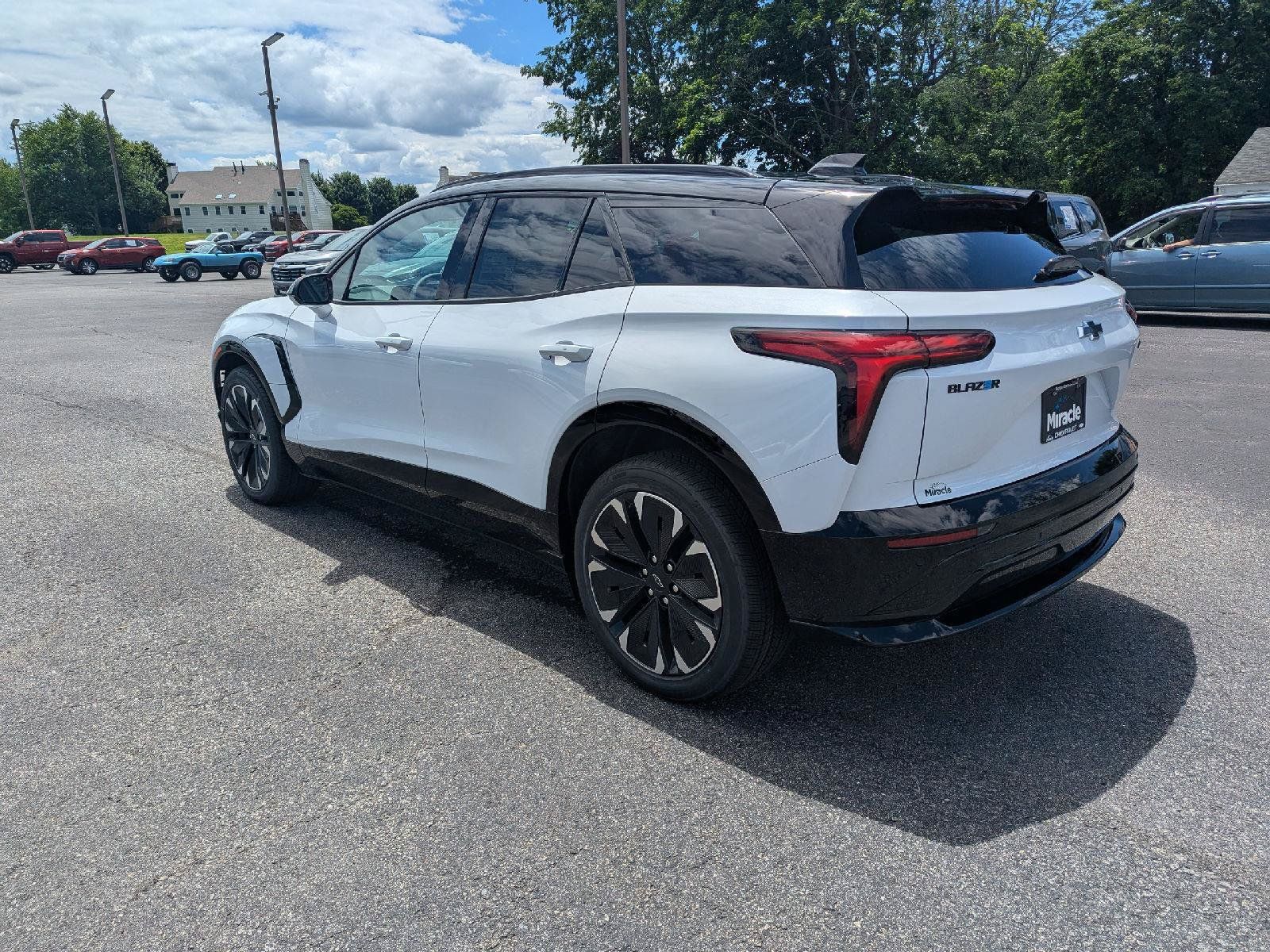 New 2026 Chevrolet Blazer EV RS AWD/4WD image 30