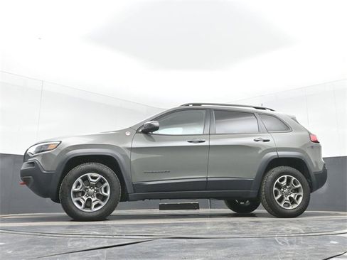 Used 2019 Jeep Cherokee Trailhawk w/ Comfort/Convenience Group image 51