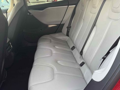 Used 2014 Tesla Model S P85 image 58