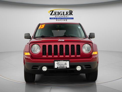 Used 2015 Jeep Patriot Sport w/ Power Value Group FWD image 2