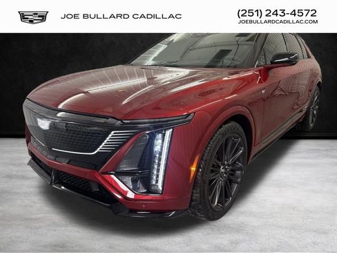 New 2026 Cadillac Lyriq V w/ LPO, Floor Liner Package image 13
