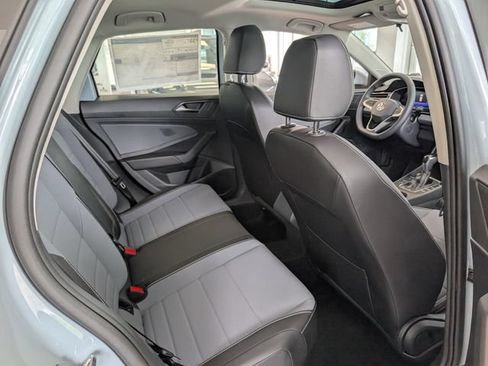 New 2026 Volkswagen Jetta SE FWD image 14