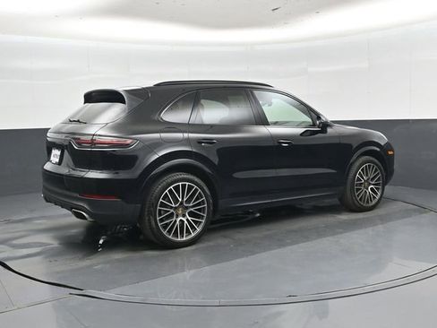 Used 2020 Porsche Cayenne AWD/4WD image 3