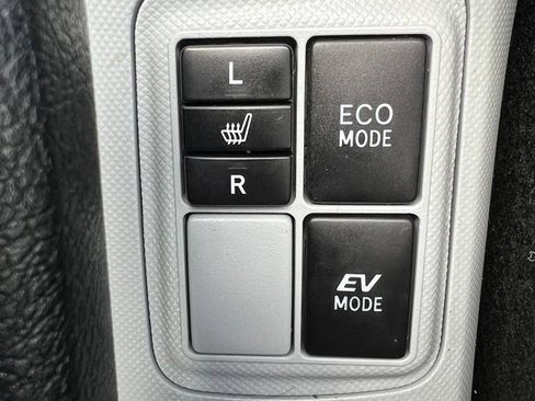 Used 2014 Toyota Prius C Four FWD image 26