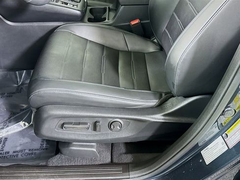 Used 2023 Honda CR-V EX-L image 23