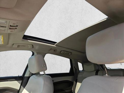 Used 2015 Cadillac SRX Premium w/ LPO, U-Rail D-Rings Package image 9