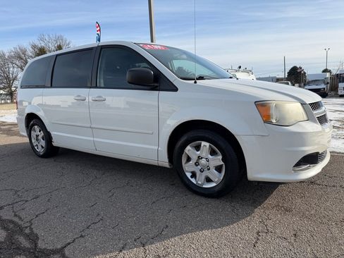 Used 2011 Dodge Grand Caravan Express image 1