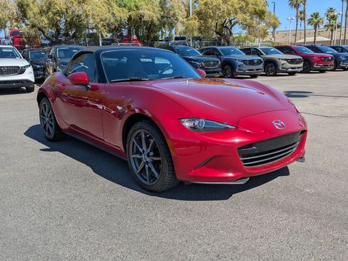 Used 2019 MAZDA MX-5 Miata Grand Touring RWD image 7