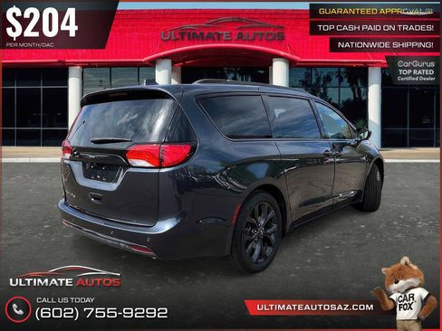 Used 2019 Chrysler Pacifica Touring-L w/ Advanced Safetytec Group FWD image 3