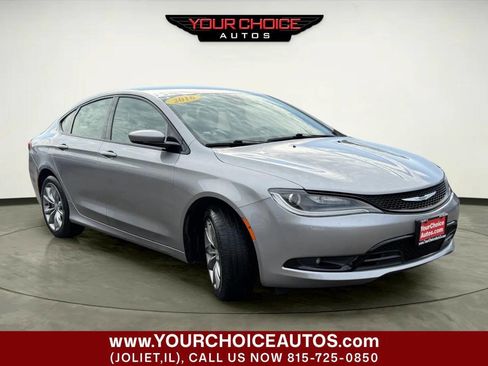 Used 2016 Chrysler 200 S w/ Comfort Group image 8