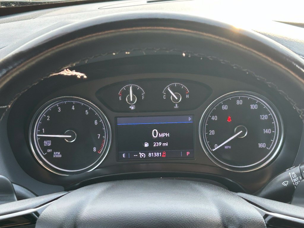 Used 2023 Buick Enclave Essence AWD/4WD image 11