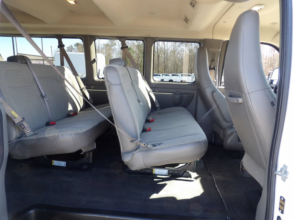 Used 2021 Chevrolet Express 3500 LT w/ LT Preferred Equipment Group RWD image 22