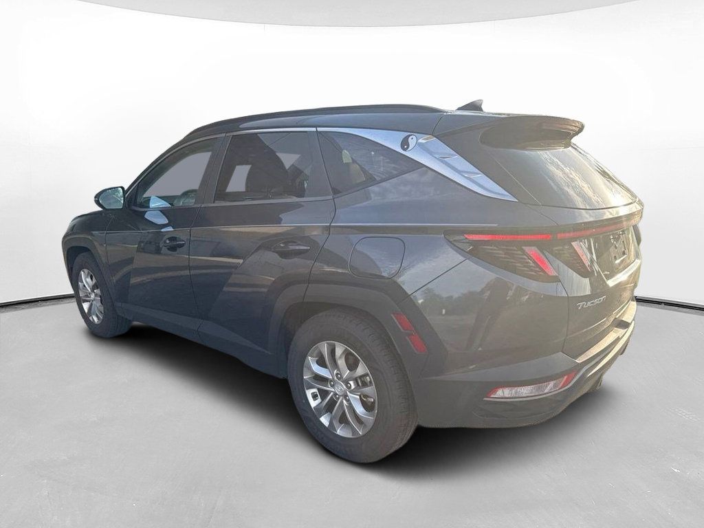 Used 2022 Hyundai Tucson SEL FWD image 4