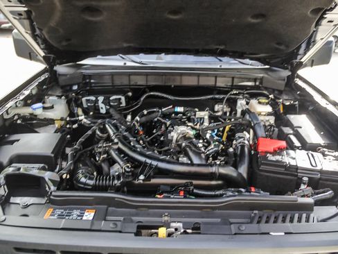 Used 2024 Ford Bronco Black Diamond image 27