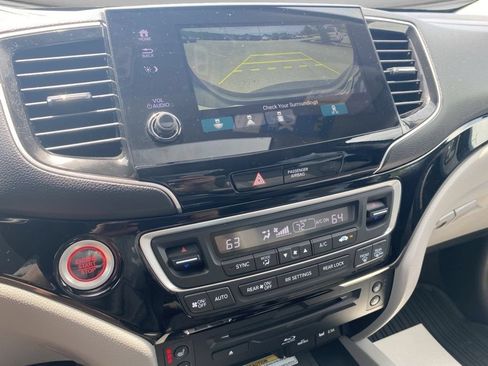 Used 2022 Honda Pilot Elite image 39