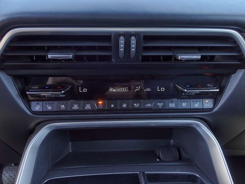 Certified 2024 MAZDA CX-90 Plug-In Hybrid w/ Premium Plus AWD/4WD image 23