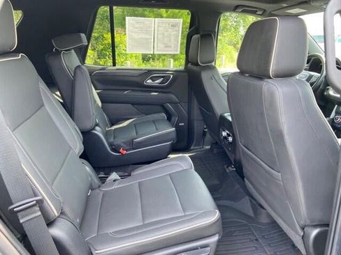 Used 2022 GMC Yukon SLT w/ SLT Premium Package AWD/4WD image 24