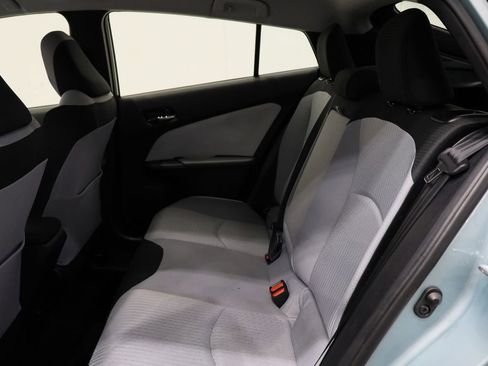 Used 2016 Toyota Prius Two image 14
