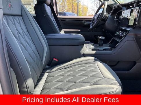 New 2026 GMC Sierra 1500 AT4 w/ AT4 Premium Package AWD/4WD image 24