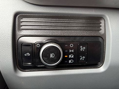 Used 2024 Ford F250 XL w/ STX Appearance Package AWD/4WD image 8