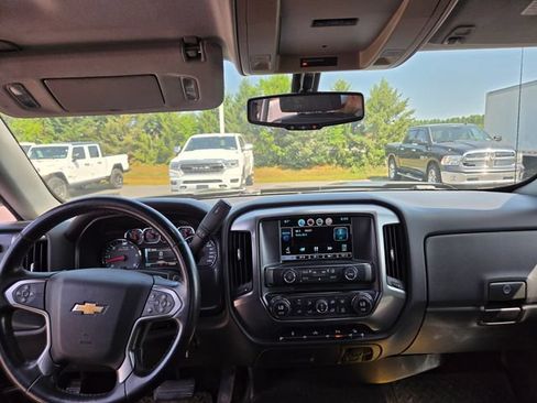 Used 2016 Chevrolet Silverado 1500 LT w/ Midnight Edition AWD/4WD image 6