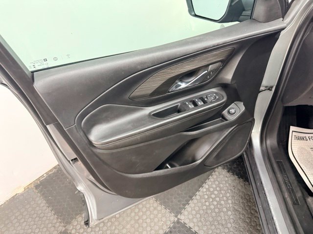 Used 2023 GMC Terrain SLE w/ Driver Convenience Package FWD image 19