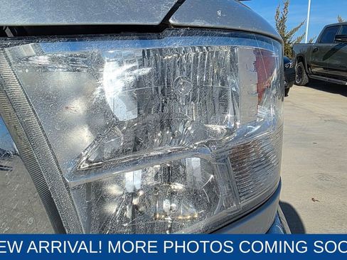 Used 2018 RAM 2500 Tradesman w/ Chrome Appearance Group image 9