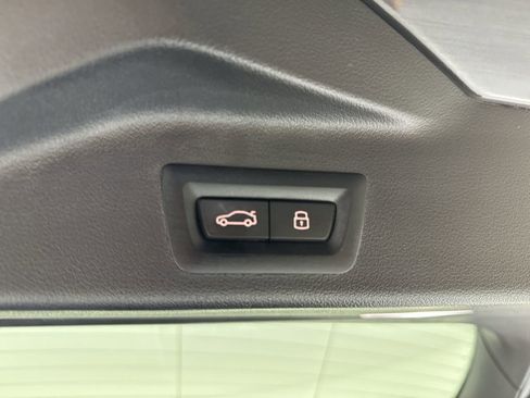 Used 2024 BMW X5 xDrive50e AWD/4WD image 35
