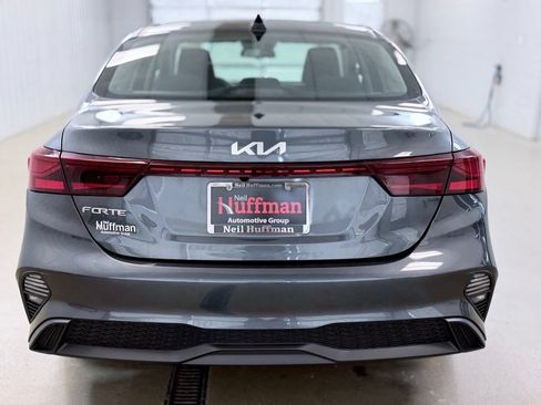 Used 2024 Kia Forte LXS w/ LXS Technology Package FWD image 6