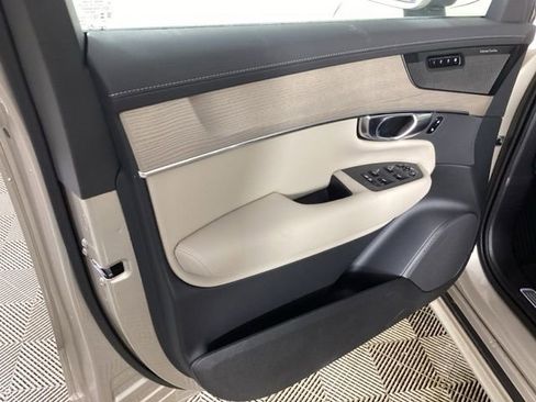 New 2026 Volvo XC90 T8 Plus w/ Protection Package Premier image 17
