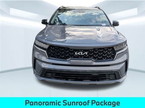 Used 2022 Kia Sorento S w/ Panoramic Sunroof Package image 11