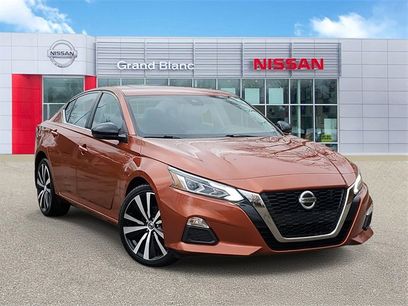 Used 2021 Nissan Altima 2.5 SR w/ SR Premium Package