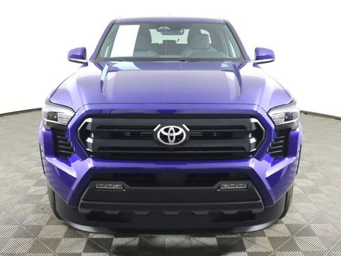 Used 2025 Toyota Tacoma SR5 image 7