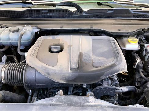 Used 2025 RAM 1500 Laramie AWD/4WD image 34