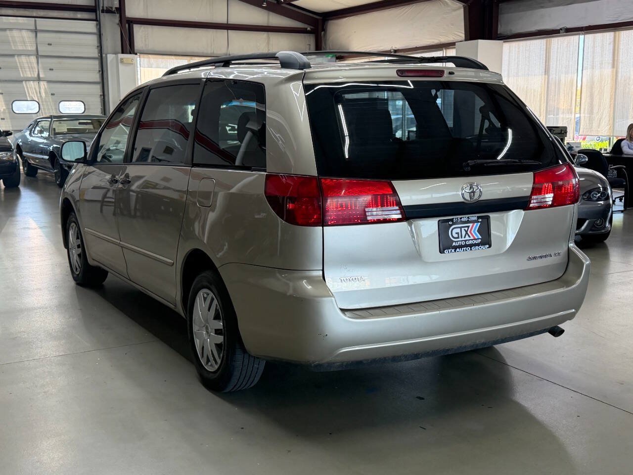 Used 2005 Toyota Sienna CE FWD image 4