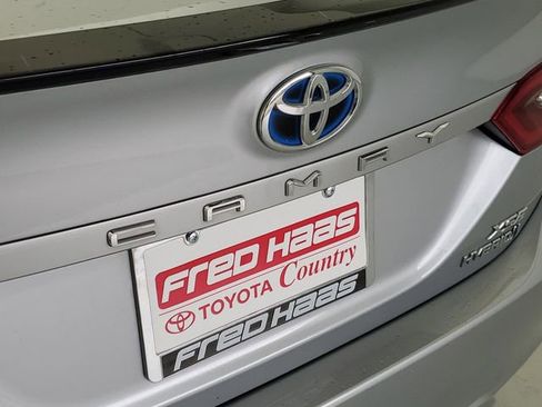 Used 2023 Toyota Camry XSE w/ Cold Weather Package FWD image 8
