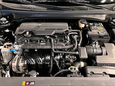 Used 2025 Kia K4 GT-Line w/ GT-Line Premium Package FWD image 9