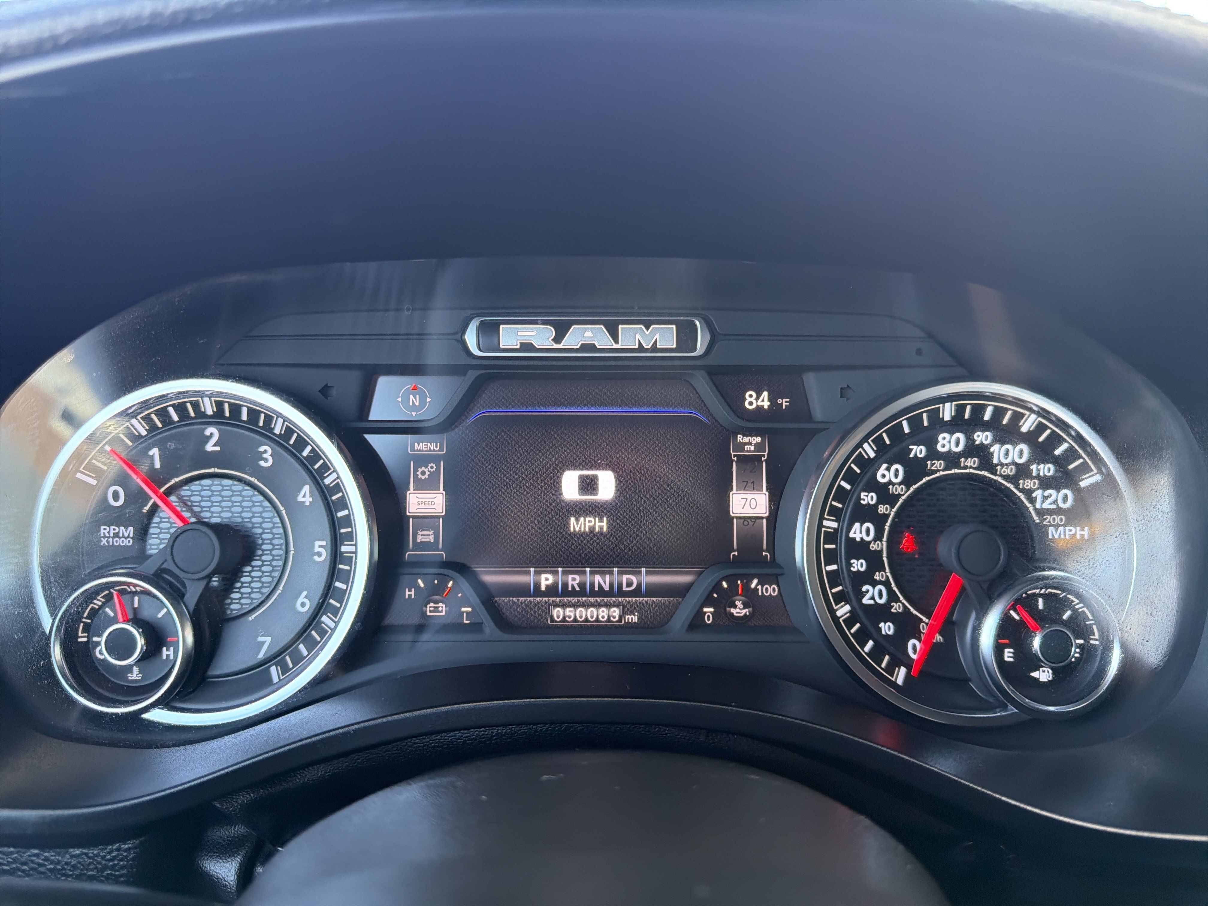 Used 2024 RAM 1500 Laramie AWD/4WD image 17