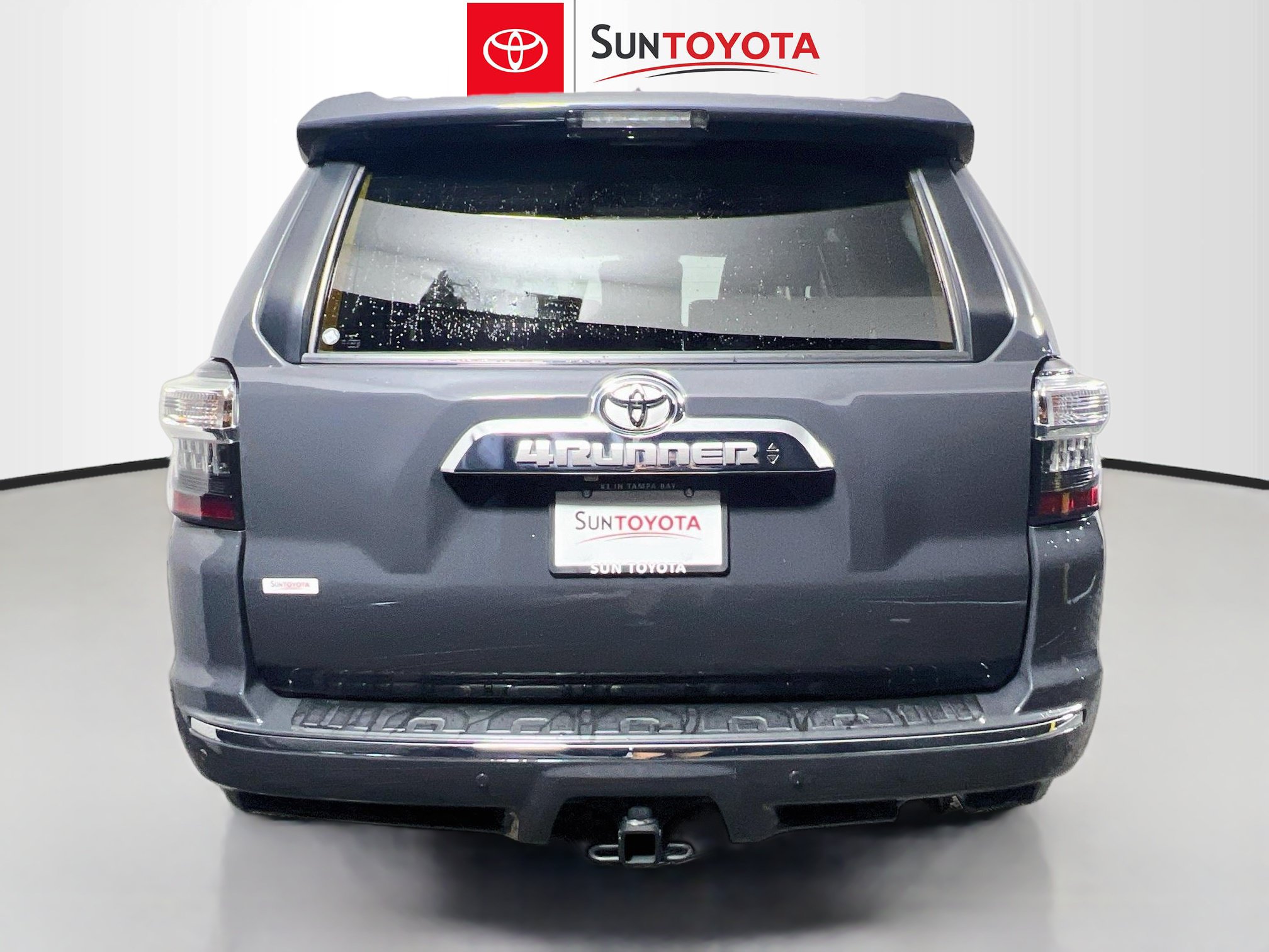 Used 2024 Toyota 4Runner Limited RWD image 5
