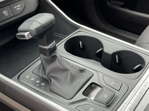 New 2026 Kia Carnival image 16