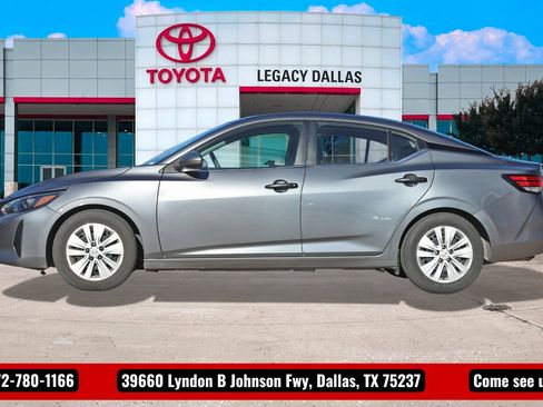 Used 2024 Nissan Sentra S image 6